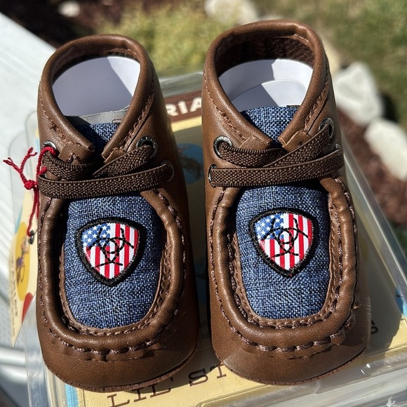 Ariat Lil’ Stompers USA Spitfire, American Flag Ariat logo,easy on/off booties - Picture 3 of 10